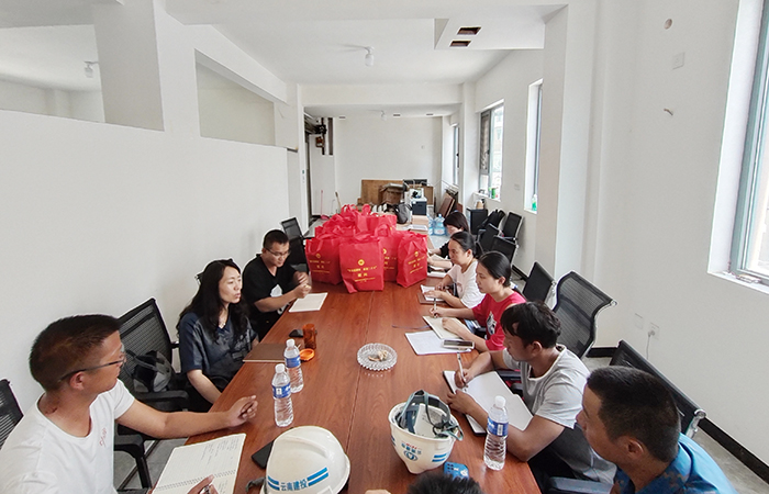 1658486793496471.jpg 巧家中醫(yī)院座談會xiaotu.jpg