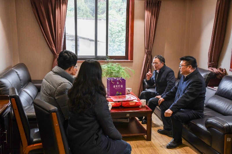 1706685307611675.jpg 5.jpg