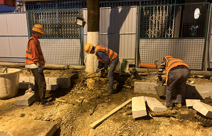 1711529733355549.jpg 小圖-五華區(qū)2023年老舊小區(qū)及周邊配套基礎(chǔ)設(shè)施提升改造項(xiàng)目順利完成3.30節(jié)點(diǎn)目標(biāo)3.jpg